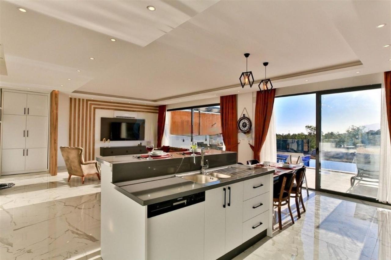 Villa Lycian-Kalkan 3 Bedroom-2 Jakuzzies-Sauna-Turkish Hamam-Huge Private Pool And Lovely Garden كاس المظهر الخارجي الصورة
