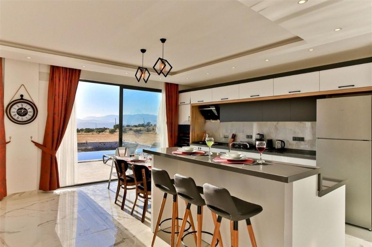 Villa Lycian-Kalkan 3 Bedroom-2 Jakuzzies-Sauna-Turkish Hamam-Huge Private Pool And Lovely Garden كاس المظهر الخارجي الصورة