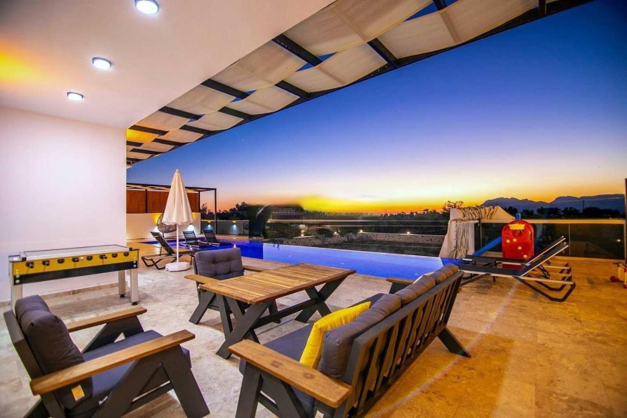 Villa Lycian-Kalkan 3 Bedroom-2 Jakuzzies-Sauna-Turkish Hamam-Huge Private Pool And Lovely Garden كاس المظهر الخارجي الصورة