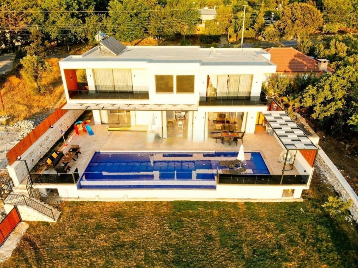 Villa Lycian-Kalkan 3 Bedroom-2 Jakuzzies-Sauna-Turkish Hamam-Huge Private Pool And Lovely Garden كاس المظهر الخارجي الصورة