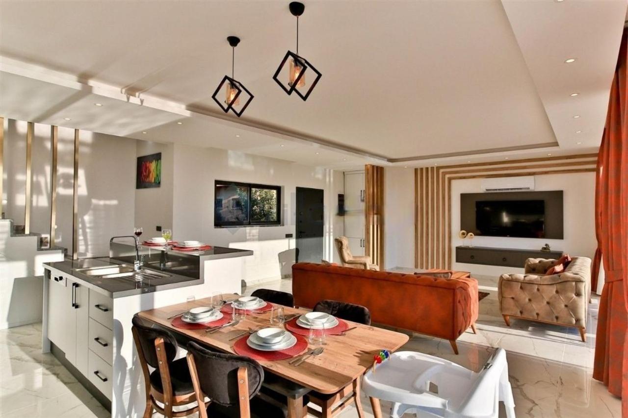 Villa Lycian-Kalkan 3 Bedroom-2 Jakuzzies-Sauna-Turkish Hamam-Huge Private Pool And Lovely Garden كاس المظهر الخارجي الصورة