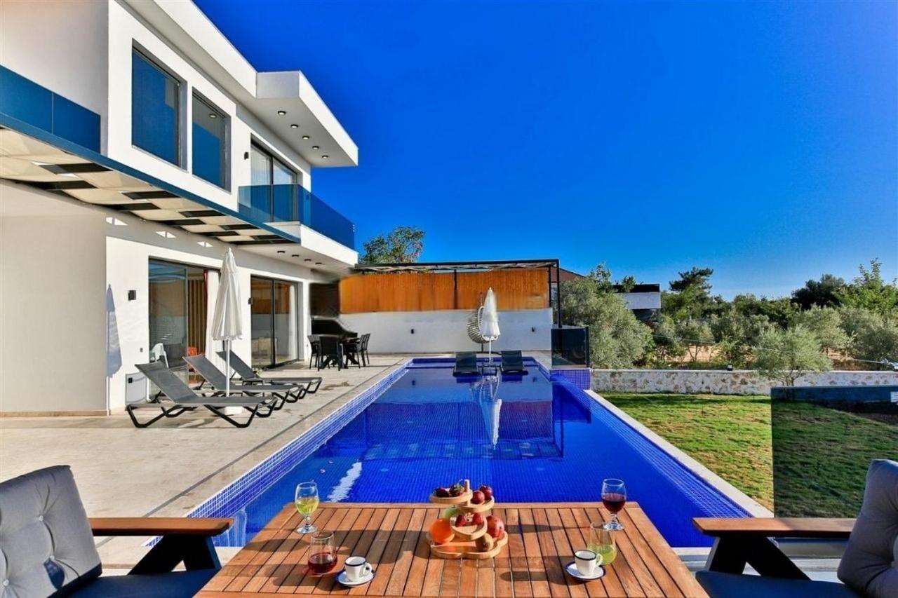 Villa Lycian-Kalkan 3 Bedroom-2 Jakuzzies-Sauna-Turkish Hamam-Huge Private Pool And Lovely Garden كاس المظهر الخارجي الصورة